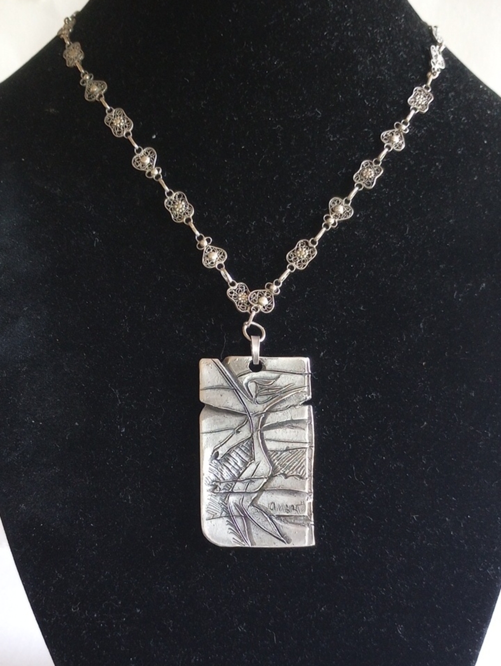 Modernist Design Girl With Horse Silver Signed Q. Vart Floral Filigree Chain 34"